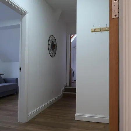 Two-bedroom With Scenic Balcony View Lejlighed Bradford (West Yorkshire)